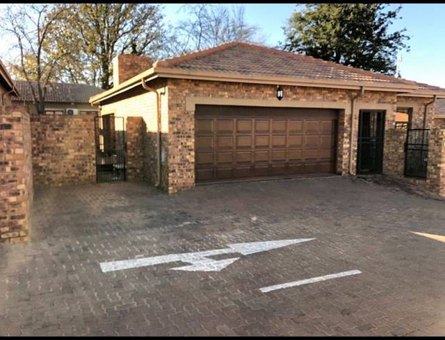 3 BEDROOM PROPERTY TO RENT IN BARTLETT